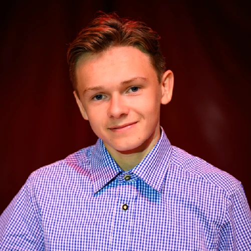 Damien Spindler - acrobat